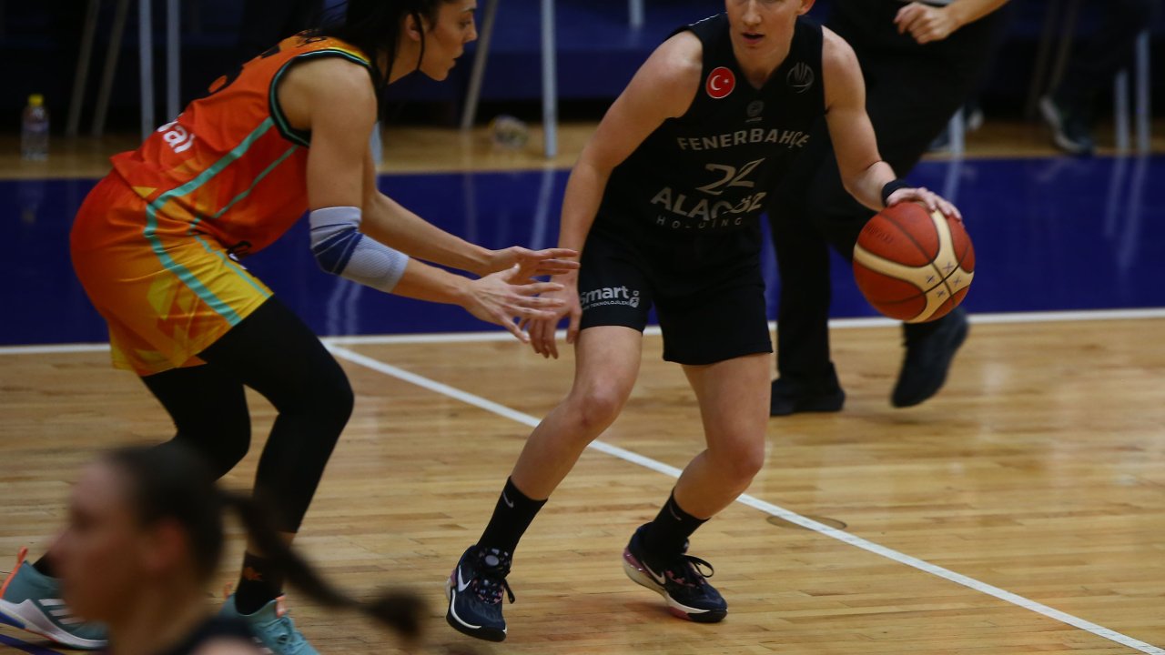 Fenerbahçe Alagöz Holding - Valencia Basket: 93-61