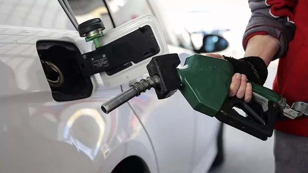 Benzin ve Motorine Zamların Ardından İndirim Gelmesi Bekleniyor!